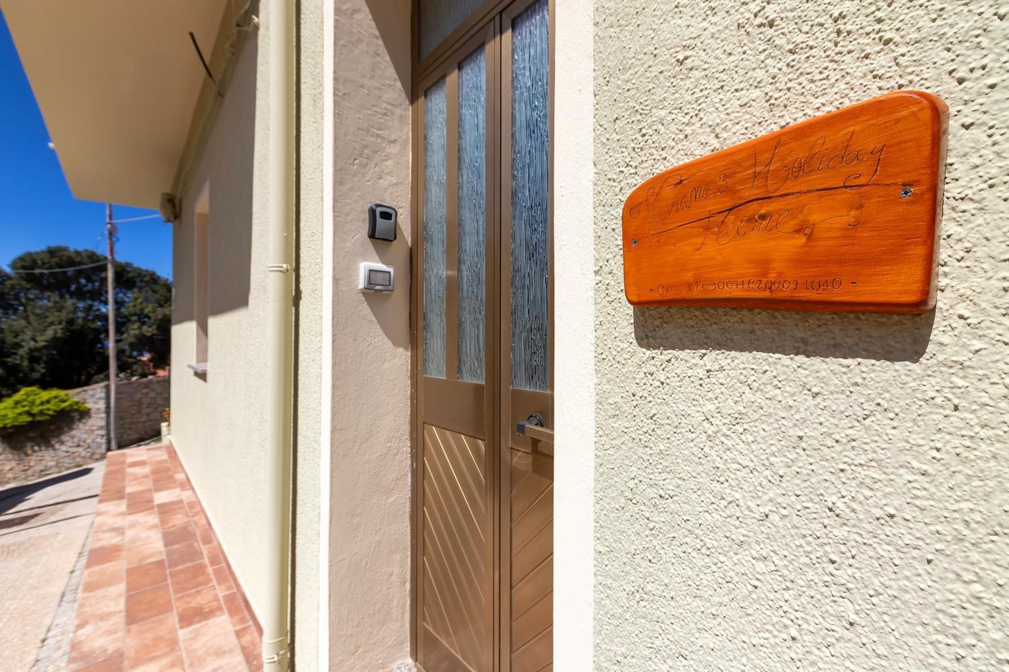 Trinità dʼAgultu Viviana'S Holiday Home מראה חיצוני תמונה